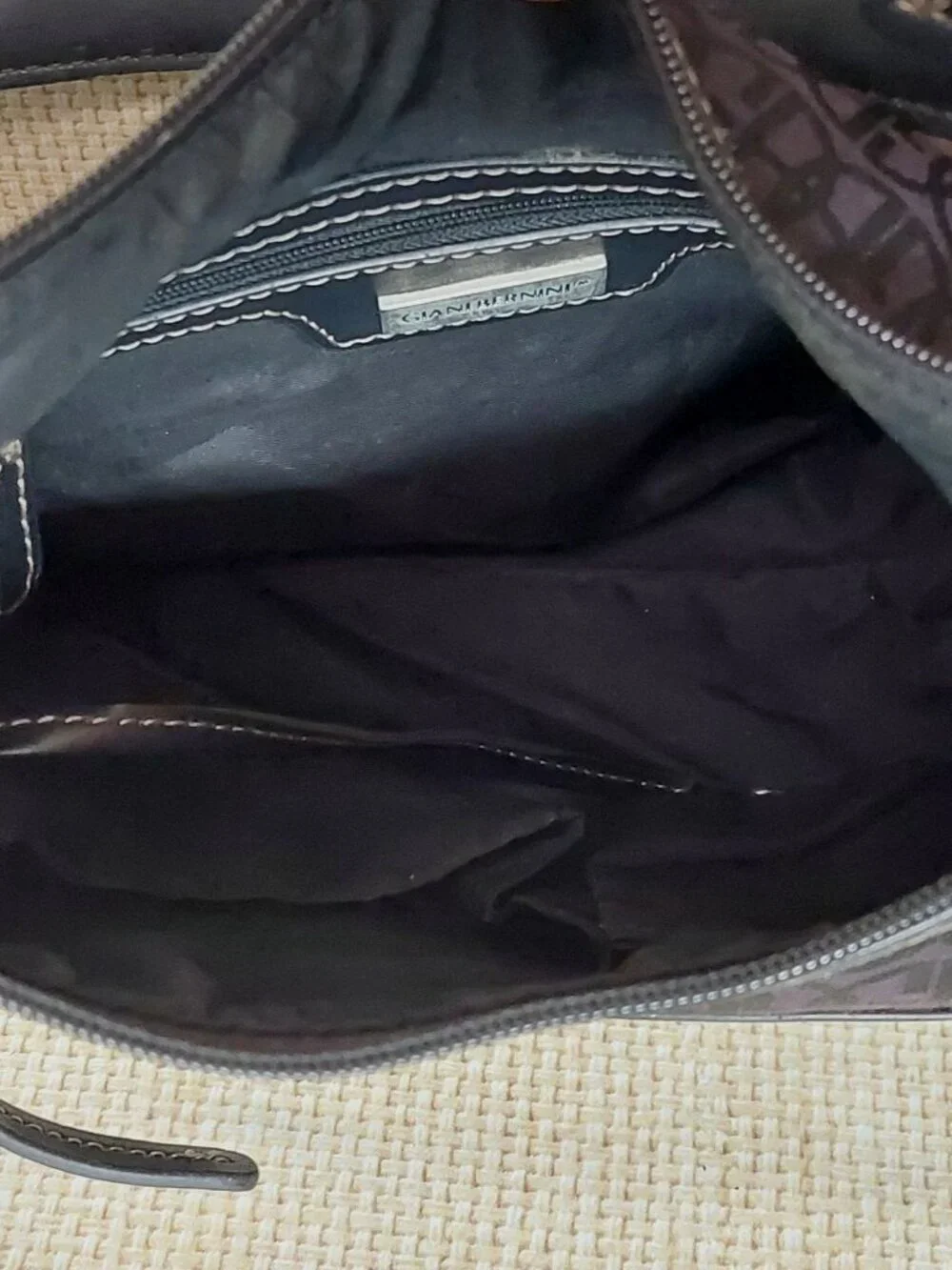 Gianni Bini stylish black